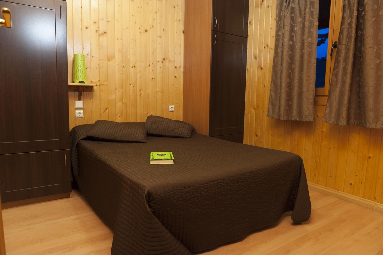La Noguera Camping Sant Llorenç de Montgai Екстериор снимка