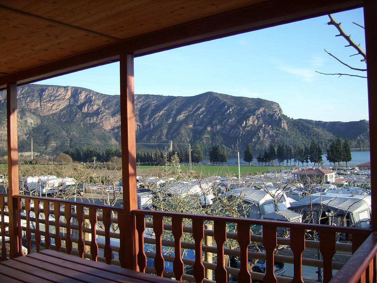 La Noguera Camping Sant Llorenç de Montgai Екстериор снимка